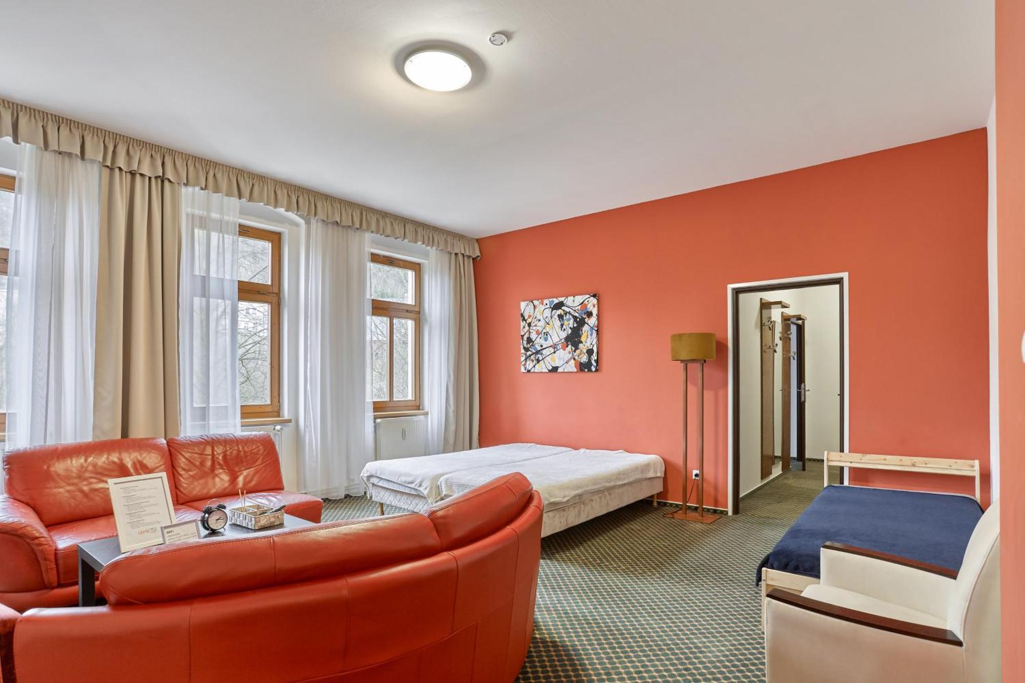 Excellent Apartments In Spa City Center 5 Min Walk From The Colonnade Karlovy Vary Exterior foto